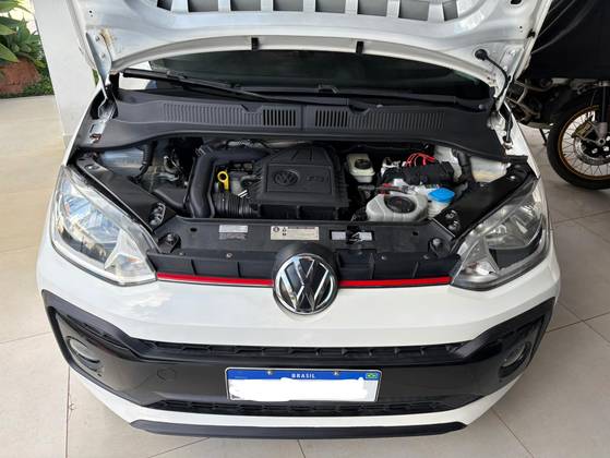 VOLKSWAGEN UP 1.0 TSI MOVE UP 12V FLEX 4P MANUAL VOLKSWAGEN UP 1.0 TSI MOVE UP 12V FLEX 4P MANUAL